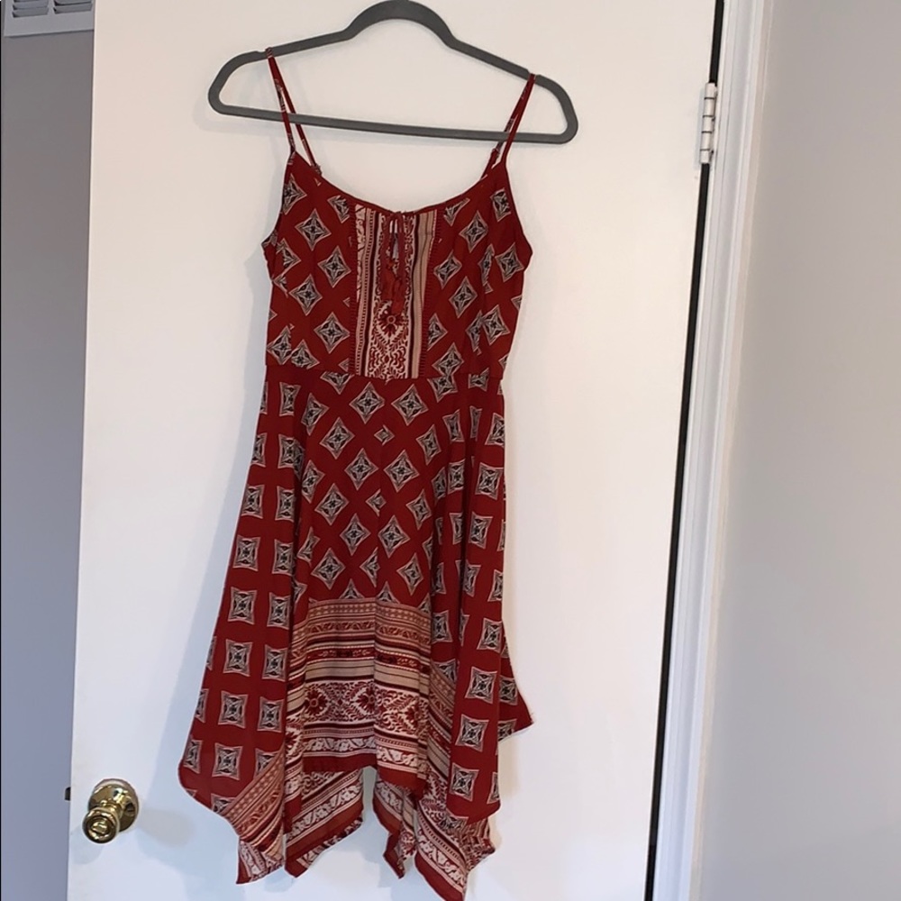 Flowy Sleeveless Midi Dress